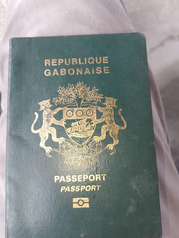 MAVOUNGOU Gencia, Ludvine Mélissa  ( en possession)