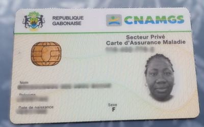 MOUSOUNGOU NEE ABOU MAHAW ( Carte CNAMGS )  ( en possession)