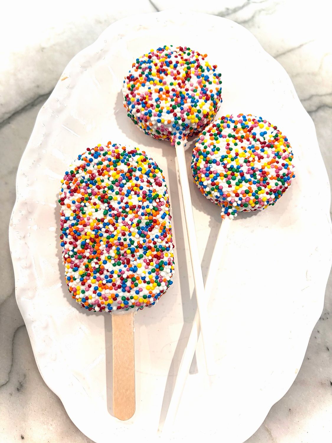Dot Cakesicles (large)