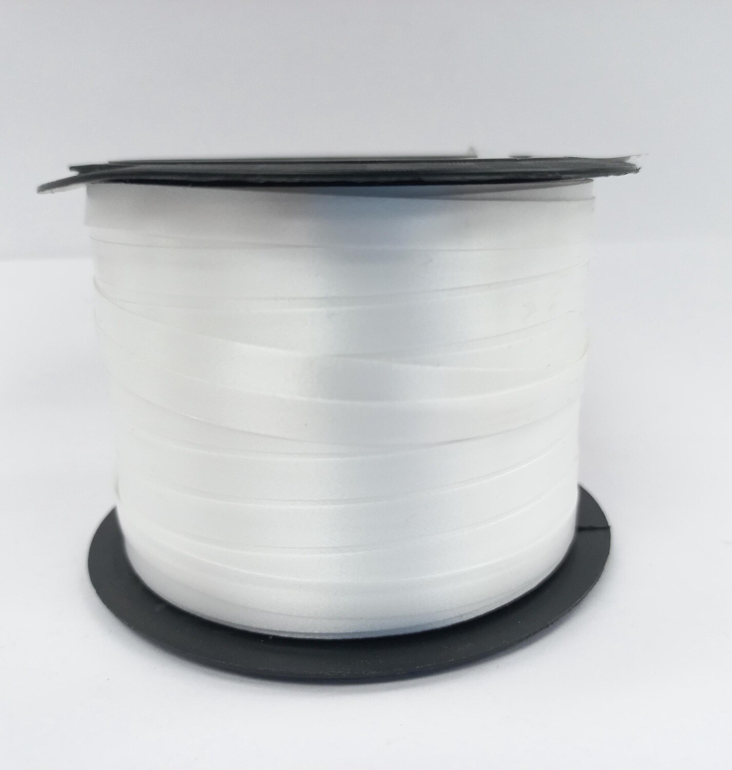 Streamers White (Per Yard)