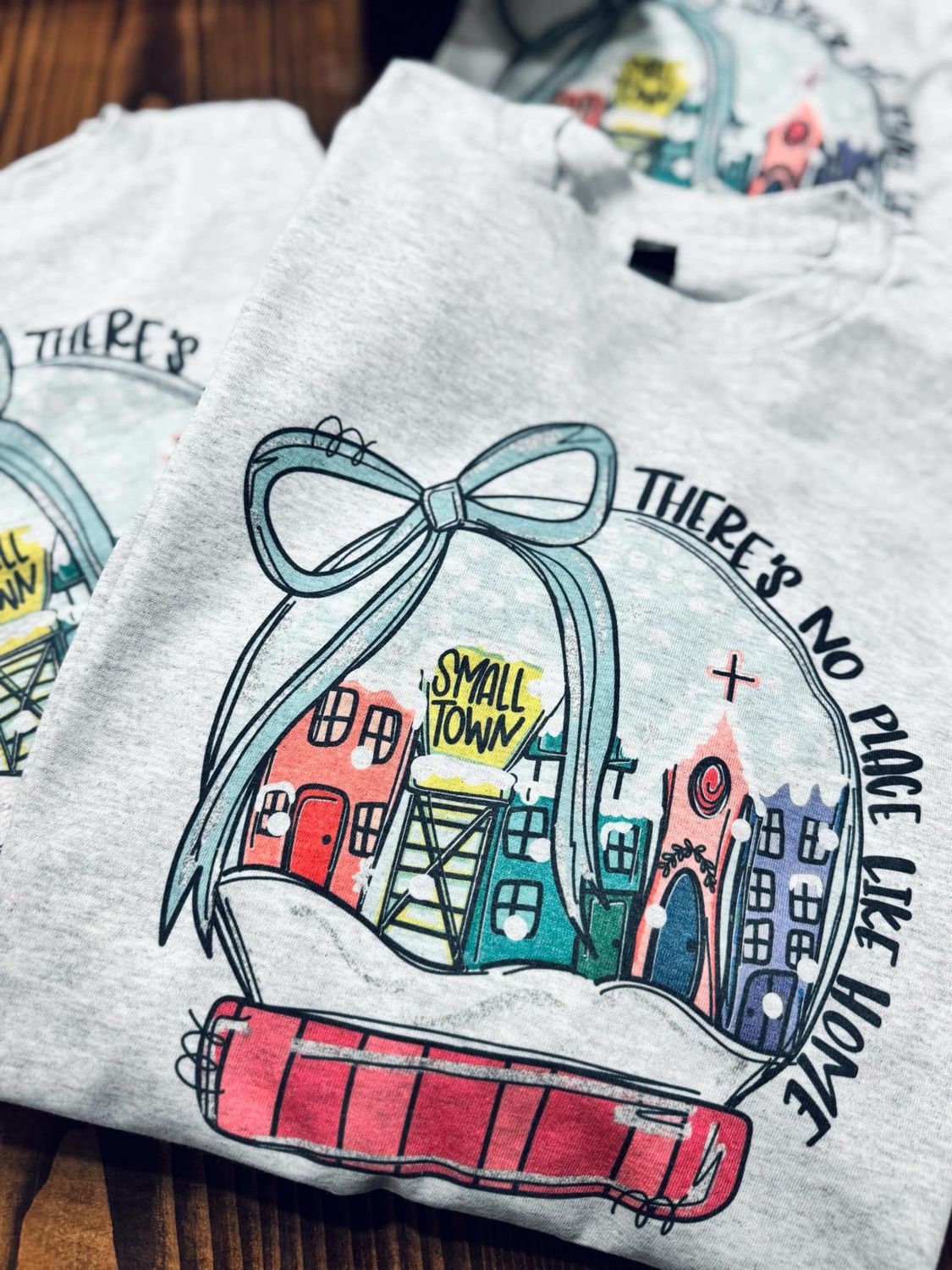 Small town tee