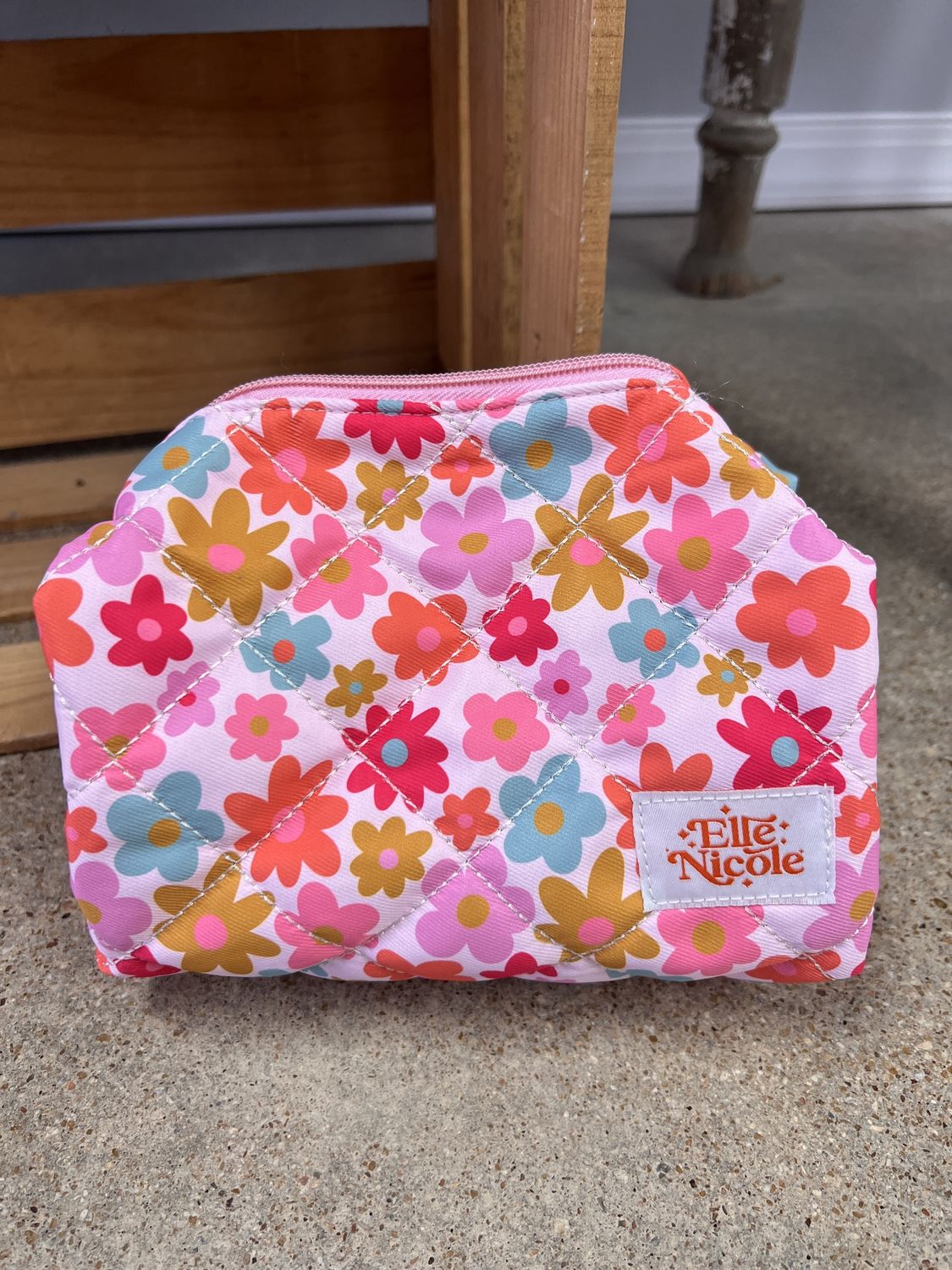 Retro Pouch
