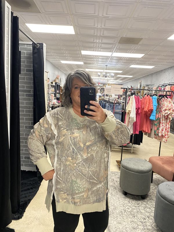 Camo sweatshirt
