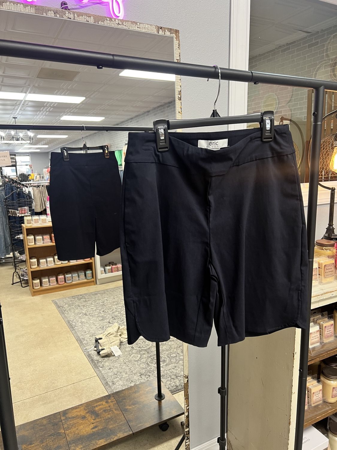 Eric Bermuda, Colour: Black, Size: Small