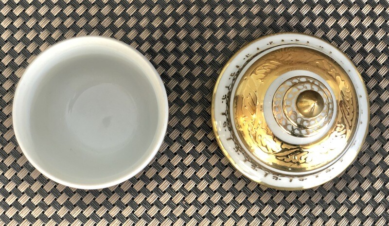 HANDPAINTED BENJARONG BOWL WITH LID - 7.5 CM White