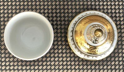HANDPAINTED BENJARONG BOWL WITH LID - 7.5 CM White