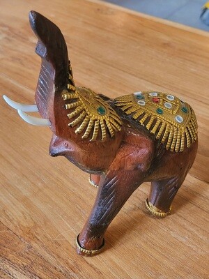 Hand carved wooden elephant - Medium