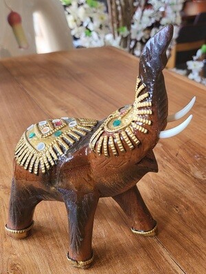Hand carved wooden elephant - Medium