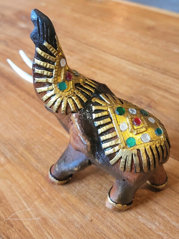 Hand carved wooden elephant - Small