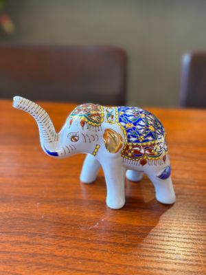 Benjarong Elephant, Size M
