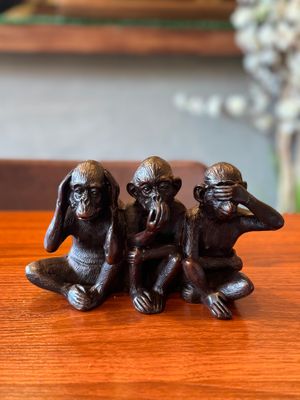 Resin 3 wise Monkeys ( L )