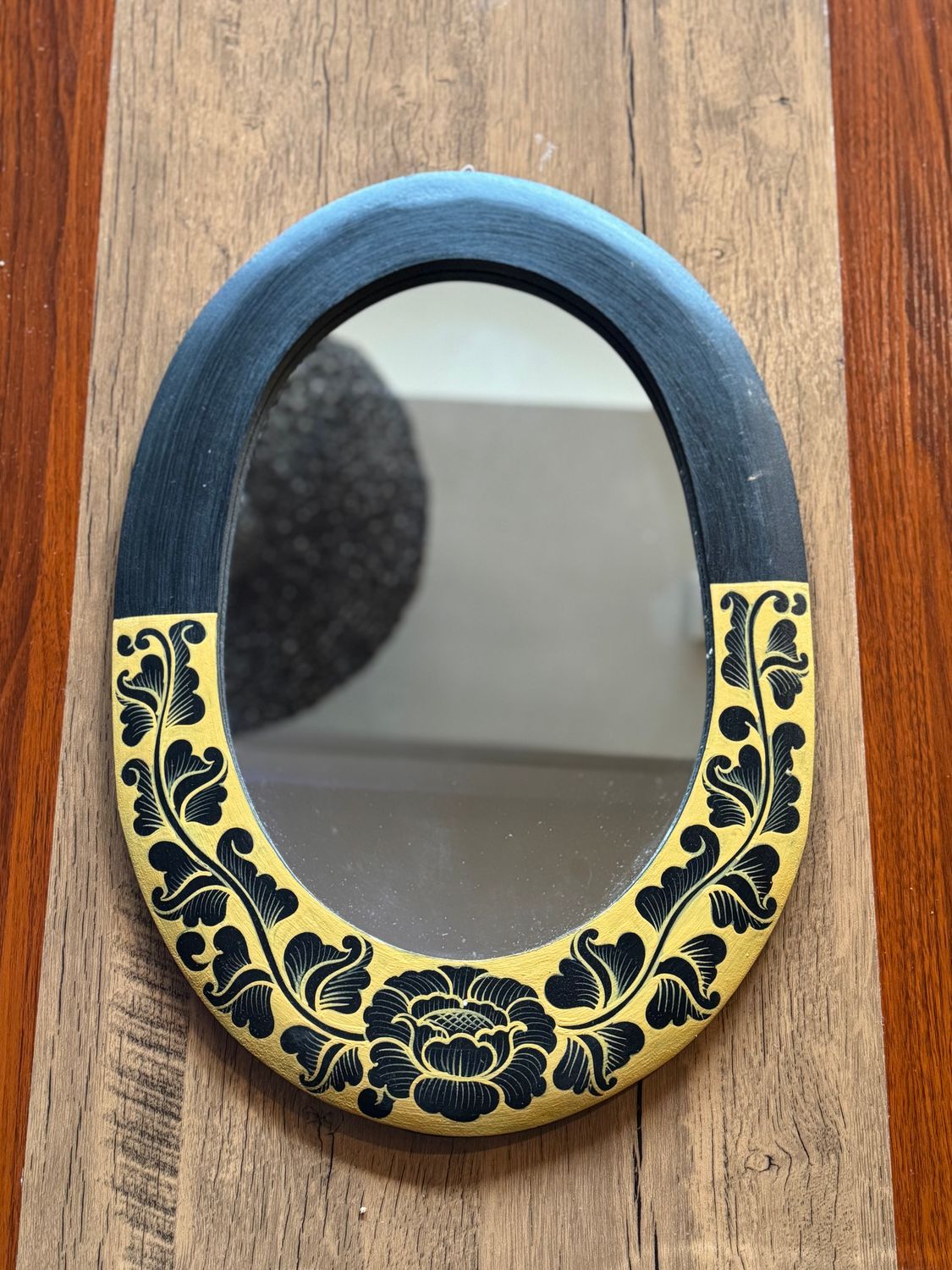 Wall Hanging Mirror