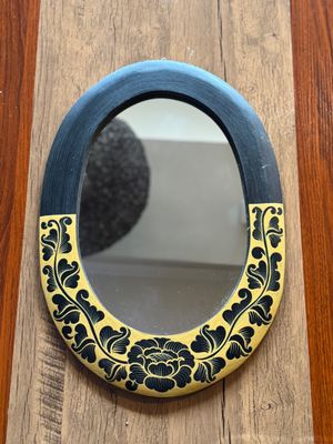 Wall Hanging Mirror
