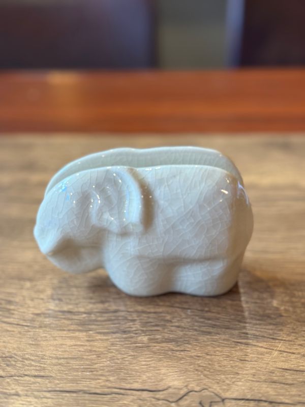 Elephant business card holder - Beige