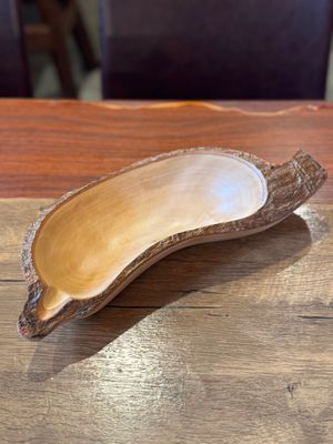 Mango Wood Bowl (Banana)