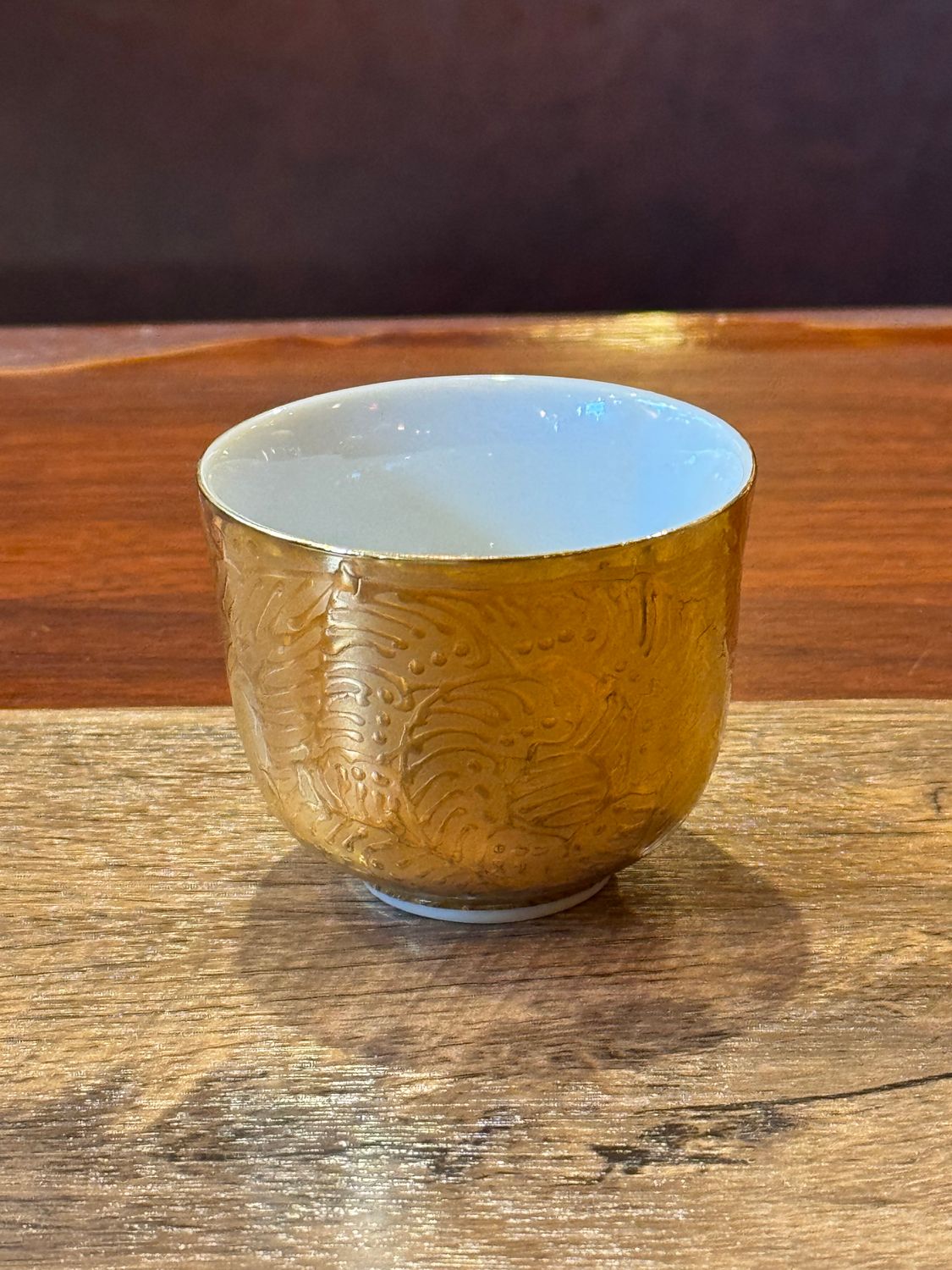 Hand Painted 18 Carat Gold Tea Cup