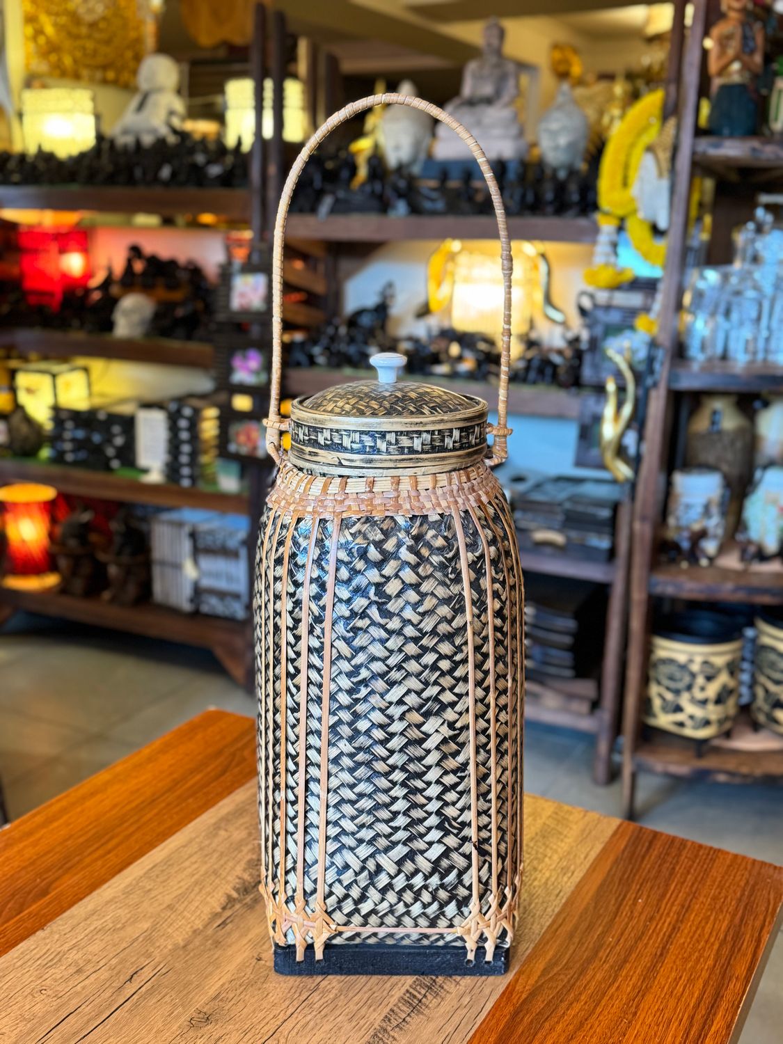 Bamboo Decorative Basket with Lid and Handle (L)
