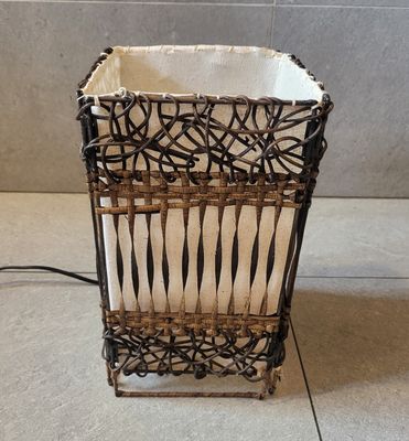 Handmade Ratan Lamp - White linear