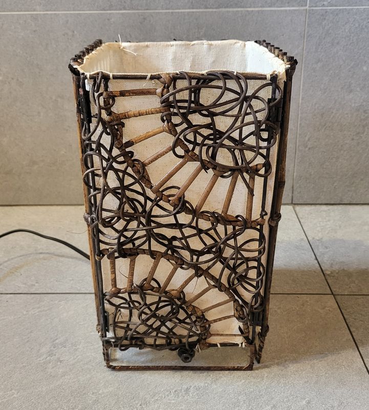 Handmade Ratan Lamp - White circle