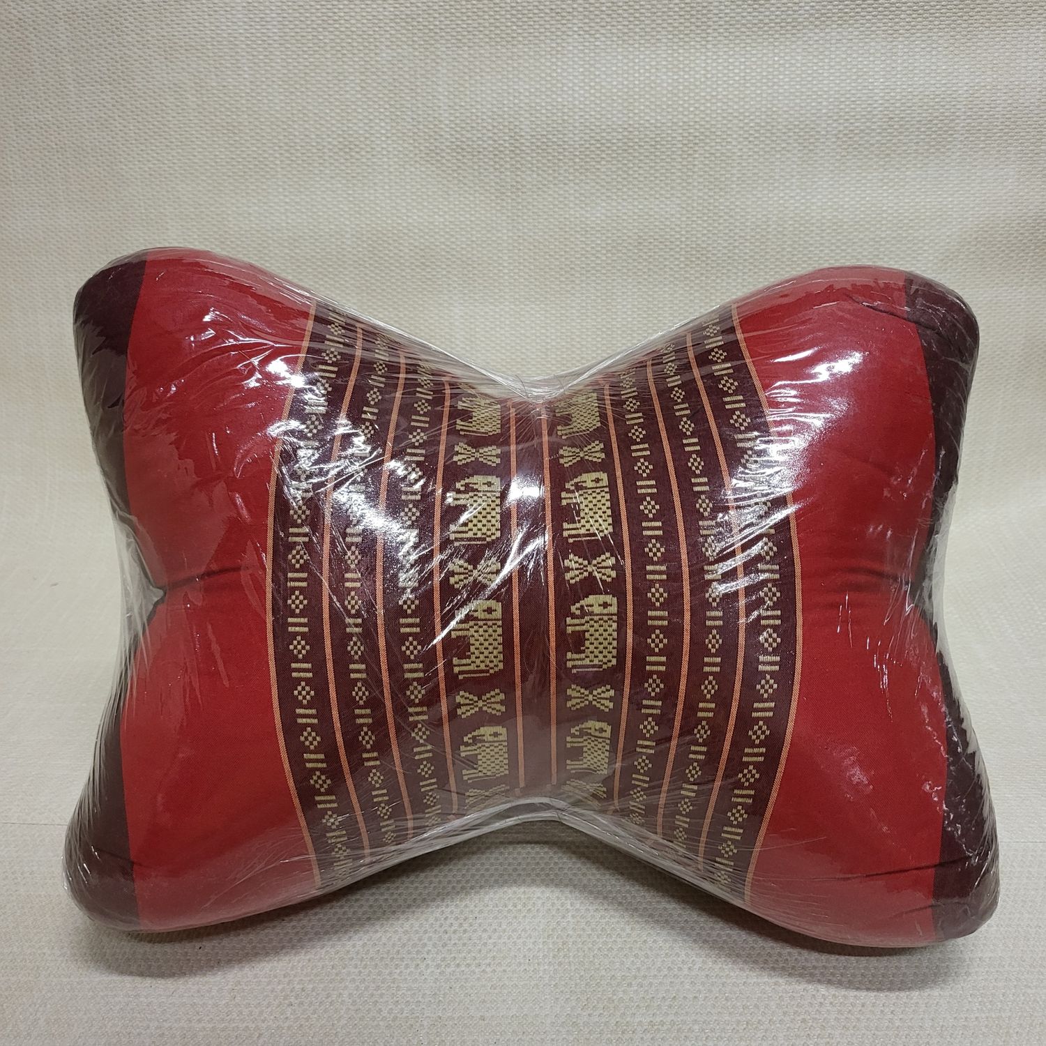 Traditional Thai Triangle curved cushion - Red A