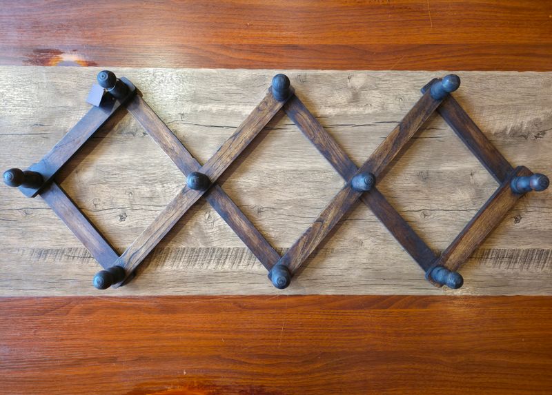 Vintage Expandable Wooden Wall Hanger/Rack