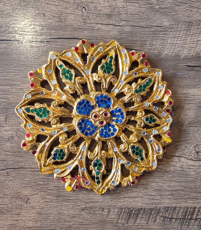 Hand carved Wooden Wall Plaque 20 cm A (Circle)