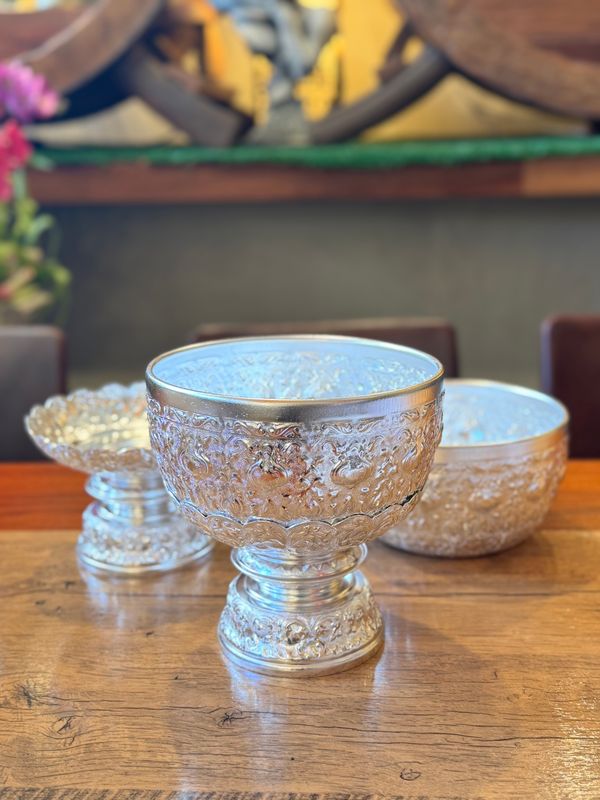 Aluminum Bowl with High Tray (L)