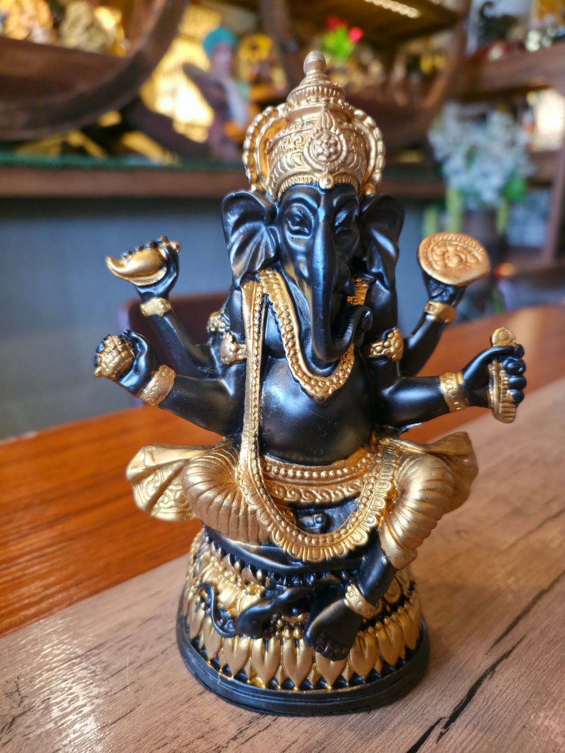 Ganesha gold painted resin statue 18cm