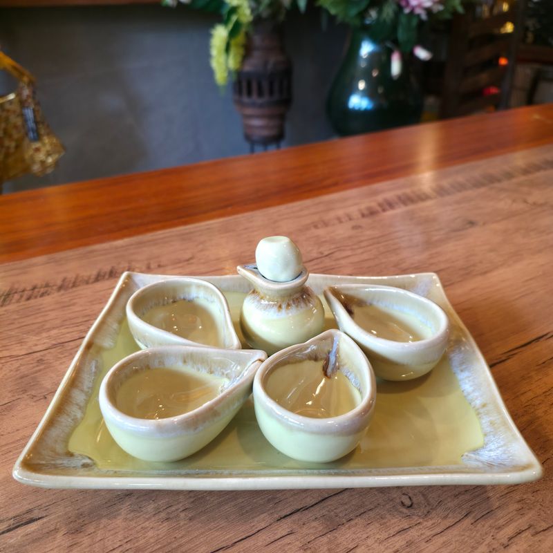 Ceramic Spa/Massage oil set - Beige/Yellow