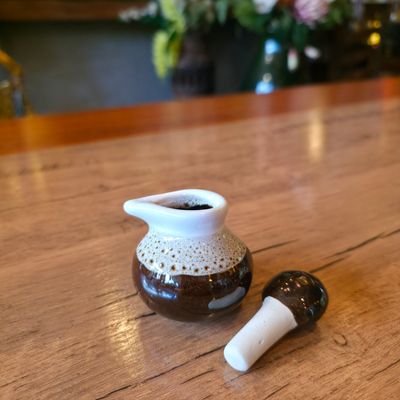 Ceramic Spa/Massage oil set - Cappuccino