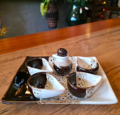 Ceramic Spa/Massage oil set - Cappuccino