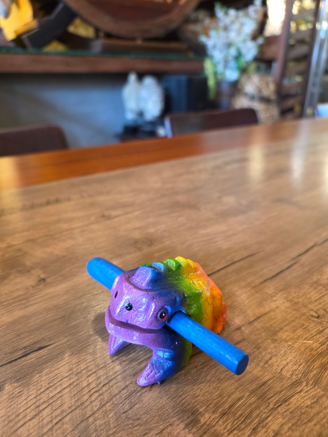 Wooden Guiro - Rainbow Frog 2"