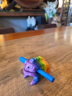 Wooden Guiro - Rainbow Frog 2"