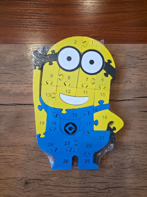 Handmade Wooden Jigsaw (Minion)