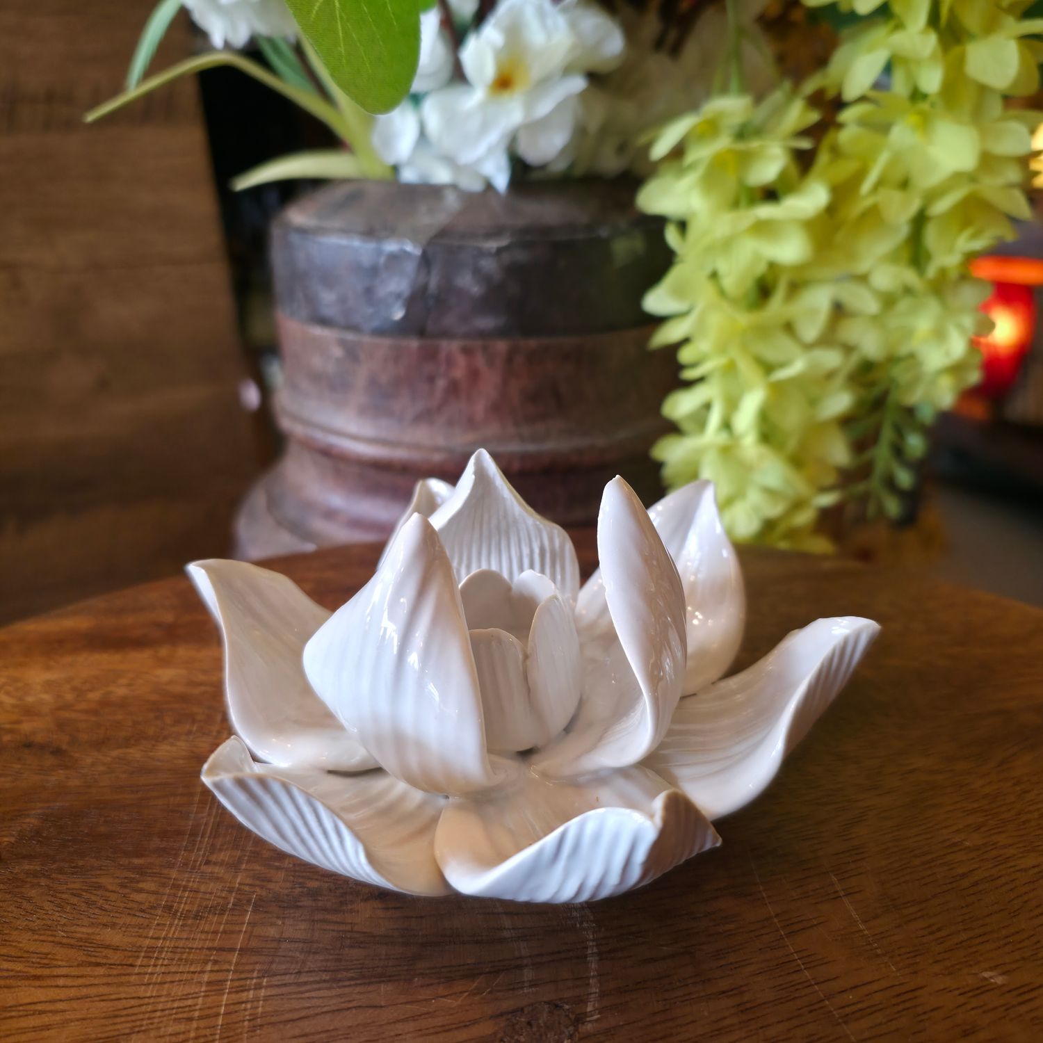 Ceramic Lotus Incense Holder - White