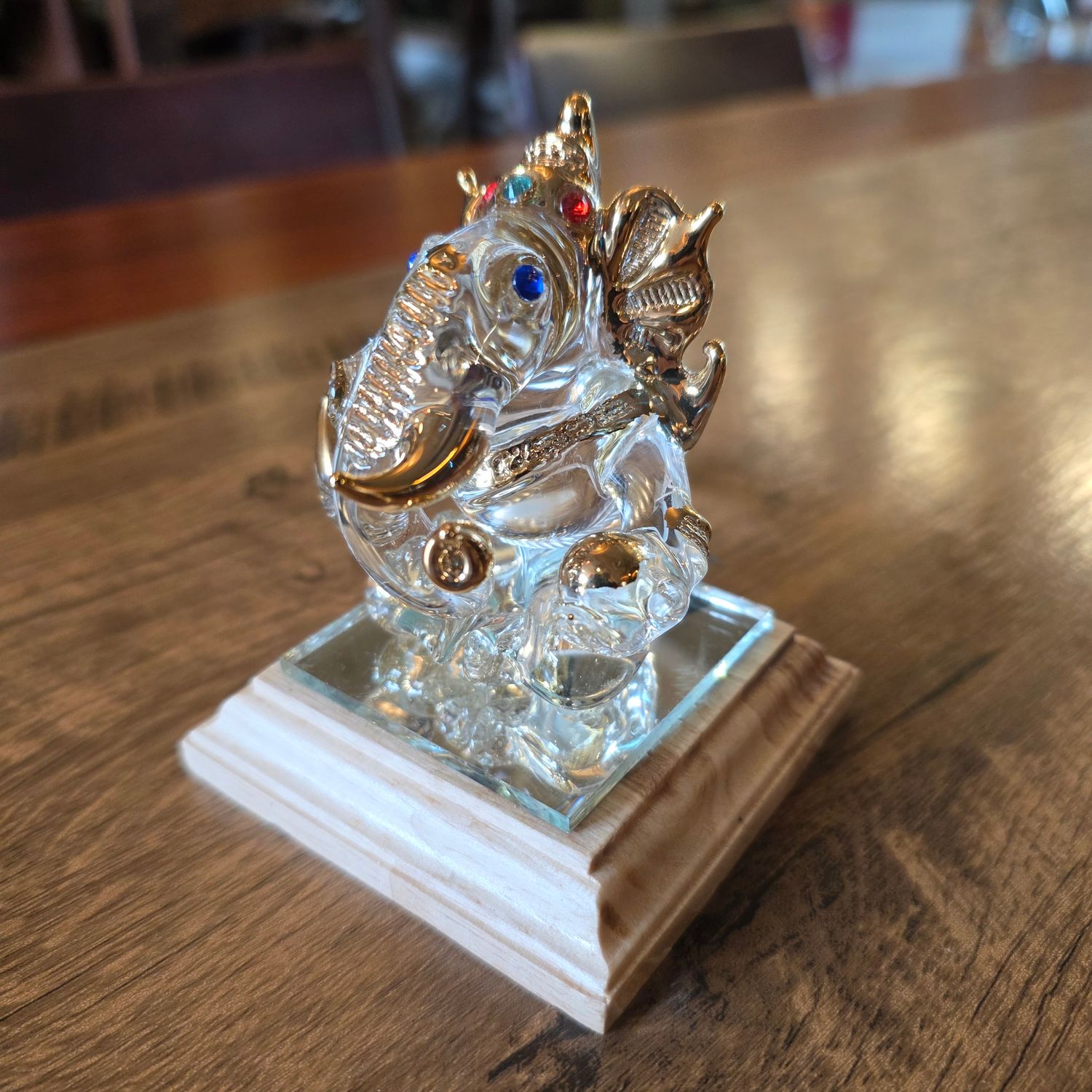 Handmade Crystal Lord Ganesh - Seating