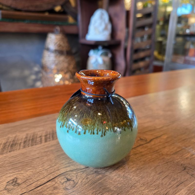 Handmade ceramic Vase - Green
