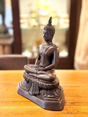 Resin Buddha in Meditation on Lotus Bench, 17cm