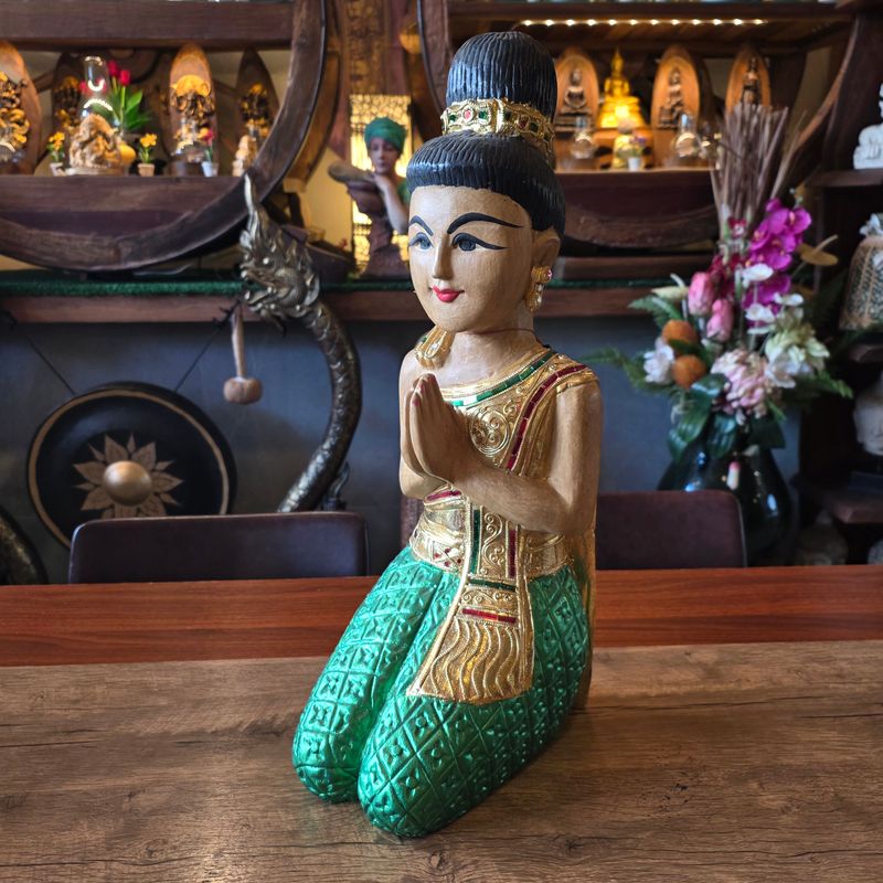 Sawasdee lady 53cm - Seated/Green skirt