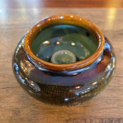 Ceramic tealight candle holder with wind guard - Green Brown