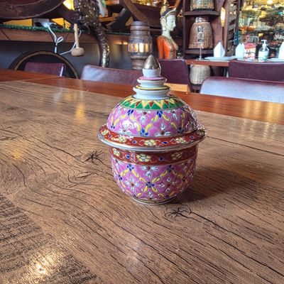 Hand painted Benjarong Bowl w lid A - 10 CM