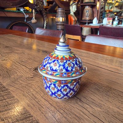 Hand painted Benjarong Bowl w lid E - 10 CM