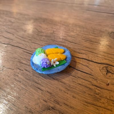 Miniature Feast Magnet - Mango Sticky Rice