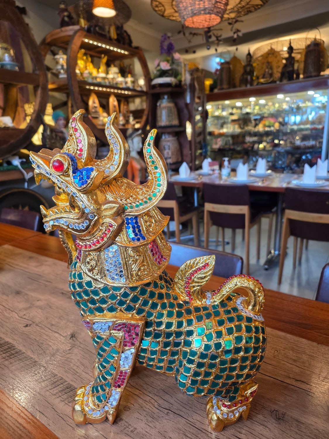 ​Handcrafted Thai Singha Guardian Statue - 45cm