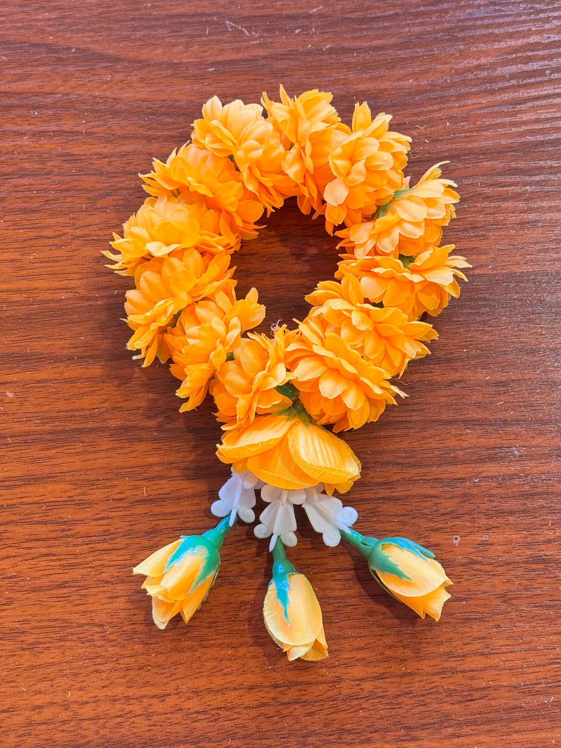 Thai Buddhist Garland - Small Loop (B)