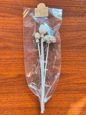 Handmade Sola Wood Flower Reed Diffusers (C)