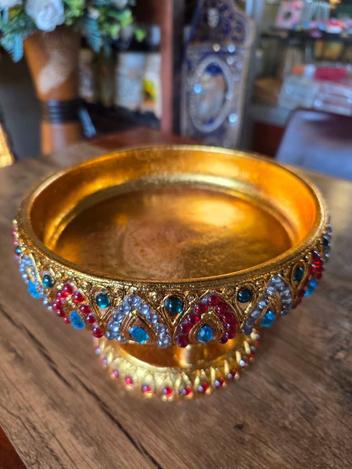 Traditional Thai Wooden Pedestal Tray – Gold with Jewel Detail - Kantok