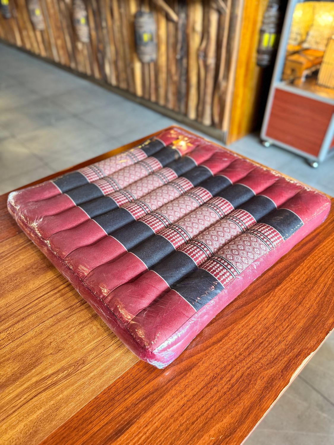 Handmade Thai Seat Cushion (L) - Red