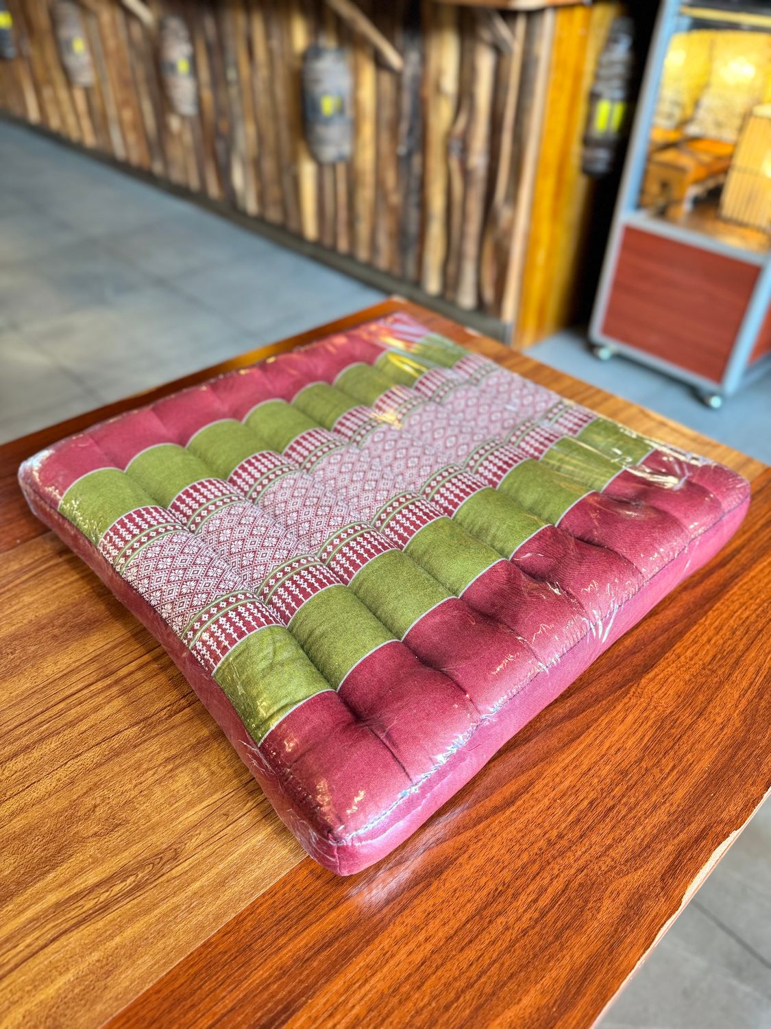 Handmade Thai Seat Cushion (L) - Green/Red