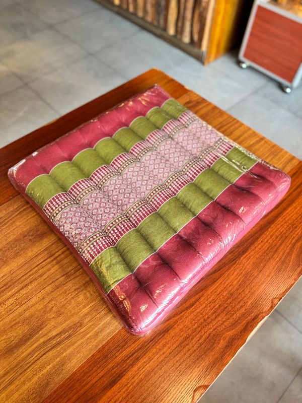 Handmade Thai Seat Cushion (L) - Green/Red